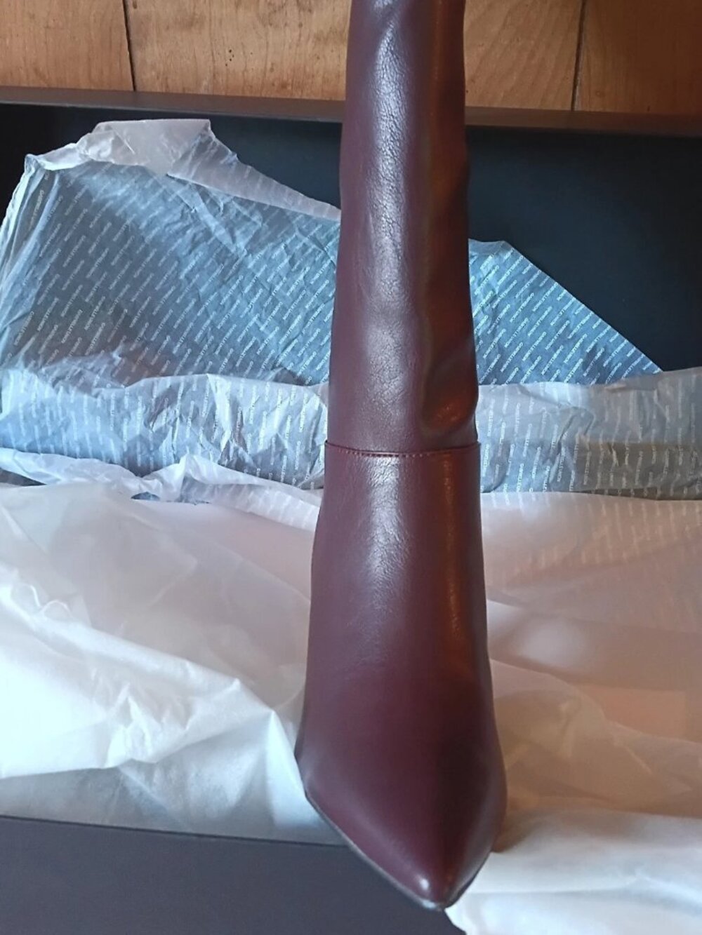 Gabrielle Union Burgundy Tall Shaft Knee High Boots Women's Size 9 New In Box - Picture 4 of 7